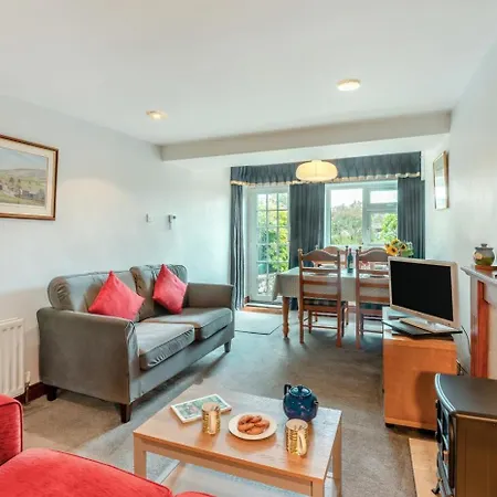 3 Bed In Carperby Oc-E30625 * Carperby